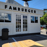 Famburger Dentro