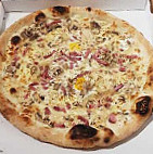 La Bonne Pizza food