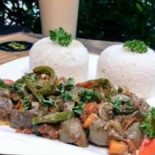 Rustick Yaounde Comida