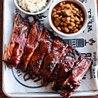 Famous Dave's B-que food