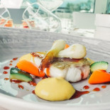 Denis Poolside Comida