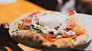 I Mori Lounge Pizzeria food