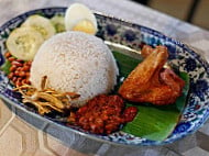 Nasi Lemak L.a food