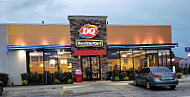 Dairy Queen outside