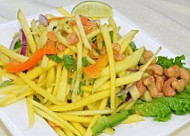 Lily Thai Cuisine food