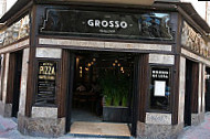 Grosso Napoletano Madrid outside