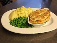 Crown Inn, Hambrook food