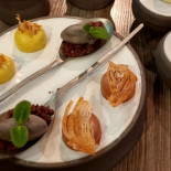 Silver Wine Dine Comida