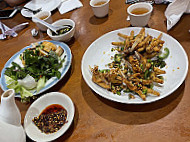 Saigon Seafood food