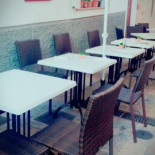 Cafe De La Botiga Dentro