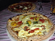 O' Miracolo Pizzeriagourmet food