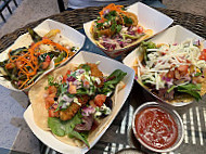 Craft And Taco Lounge food