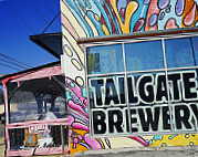 Tailgate Brewery East outside