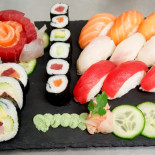 Sushi64 Comida