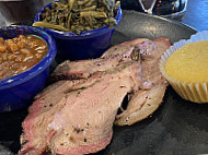 Walton's Smokehouse And Southern Kitchen food