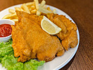 Goldene Schnitzel food