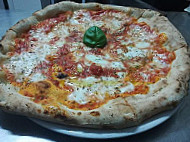 Molino Pizzeria food