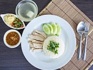 Sung Kee Chicken Rice food
