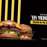 Hardee's Comida