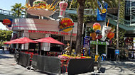 Johnny Rockets outside