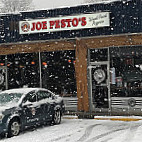 Joe Pesto's Wood Fired Pizzeria outside