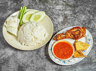 Ayam Penyet Greenwood food