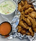 Rachel's Wingshack food