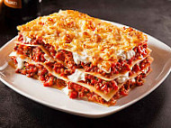 Dellizia Lasagna Rawang food