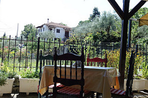 Taverna Pikoulianika