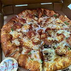 Jennoely's Pizza