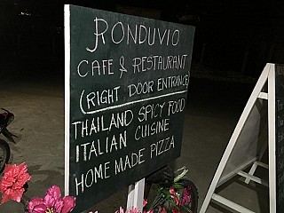 Ronduvio Cafe & Restaurant
