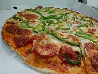 Patricio Pizza & Panzzaroti