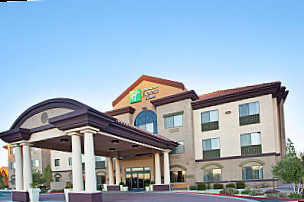 Holiday Inn Express Suites Barstow-outlet Center, An Ihg
