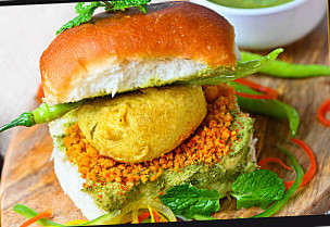 Krushna Wadapav Express