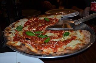 Italy Park Pizzaria e Delivery
