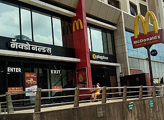 McDonald's (Dahisar Link Road)