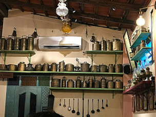 Adaminde Chayakkada, Adam's Teashop