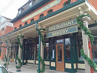 Warfield's Restaurant & Bakery