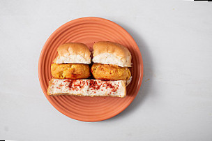 Jhatka Vadapav Misal Pav