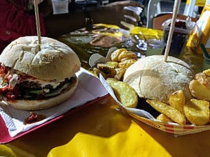 Grills Burgers Food Truck