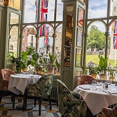 The Ivy Royal Windsor Brasserie