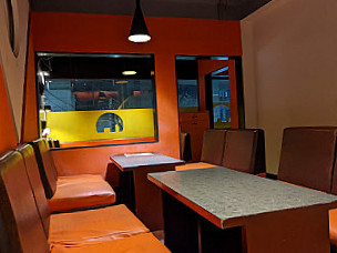 Cafe 5 Elephant