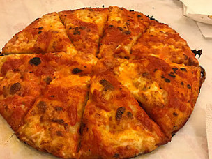 Pizzeria Montesano (di Maria Teresa)