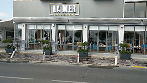 La Mer Fish Tavern