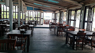Anglers Bar And Restaurant