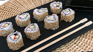 Aku Sushi Delicia Oriental