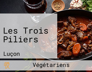 Les Trois Piliers