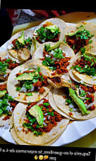 Tacos La Estancia Mexicana El Ex-guerrillero