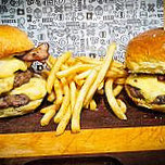 210 Burger