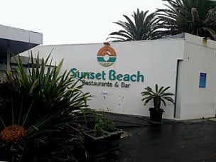 Sunset Beach Restaurante Bar